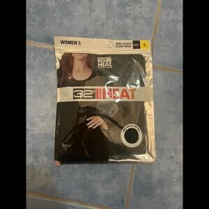 32 degree heat lot of 2 scoop neck women’s base layer black small NWT